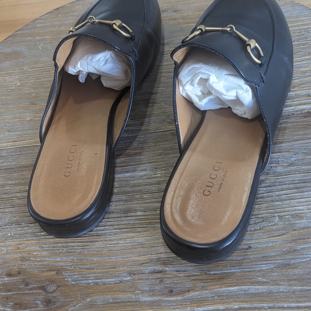 Gucci Women's Black Leather Loafers - Picture 3 of 8